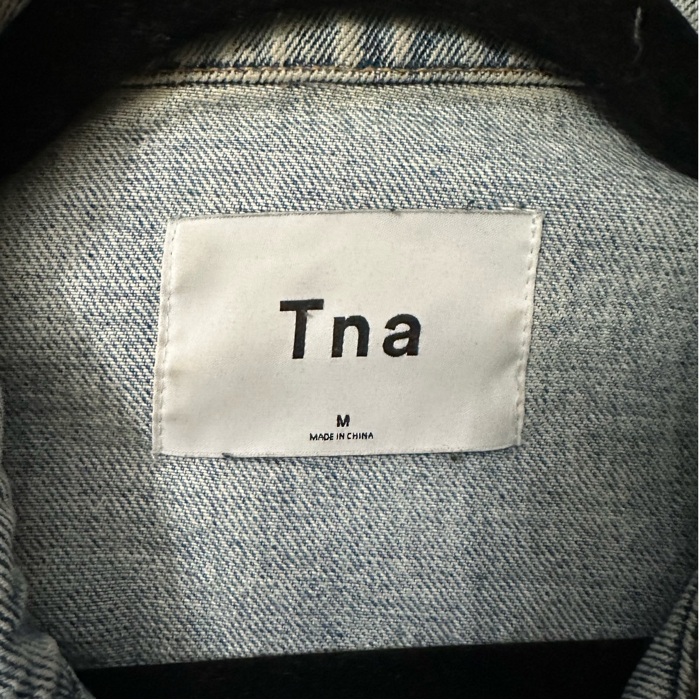 Aritzia TNA Oversized Denim Jacket - Picture 5 of 7